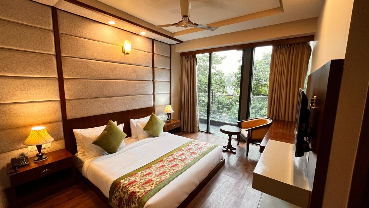 Ip Royal Hotel - นิวเดลี ภายนอก รูปภาพ