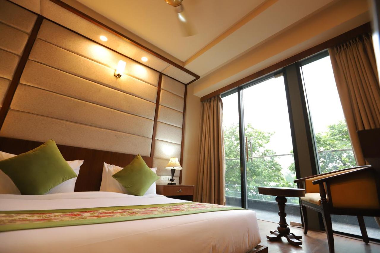 Ip Royal Hotel - นิวเดลี ภายนอก รูปภาพ