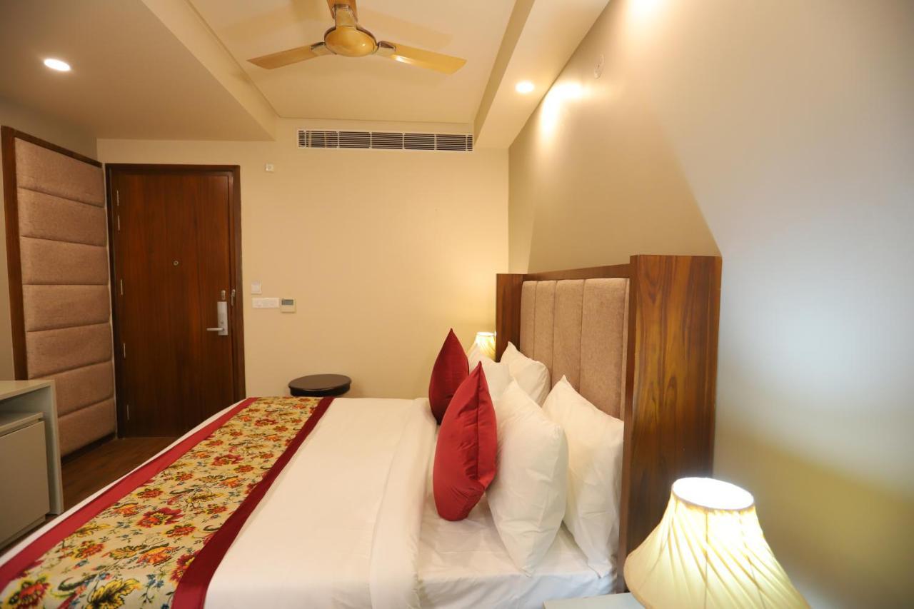 Ip Royal Hotel - นิวเดลี ภายนอก รูปภาพ