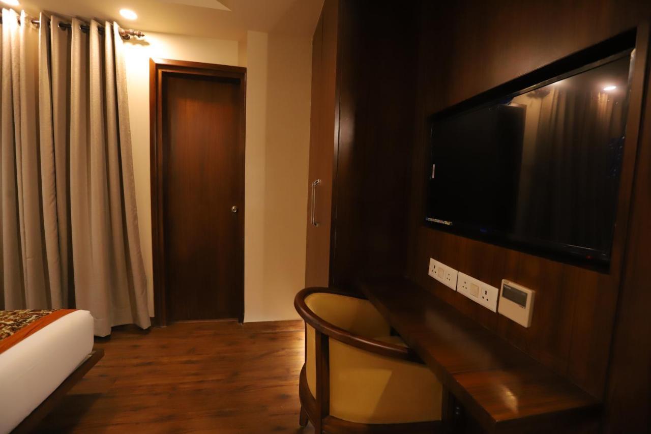 Ip Royal Hotel - นิวเดลี ภายนอก รูปภาพ