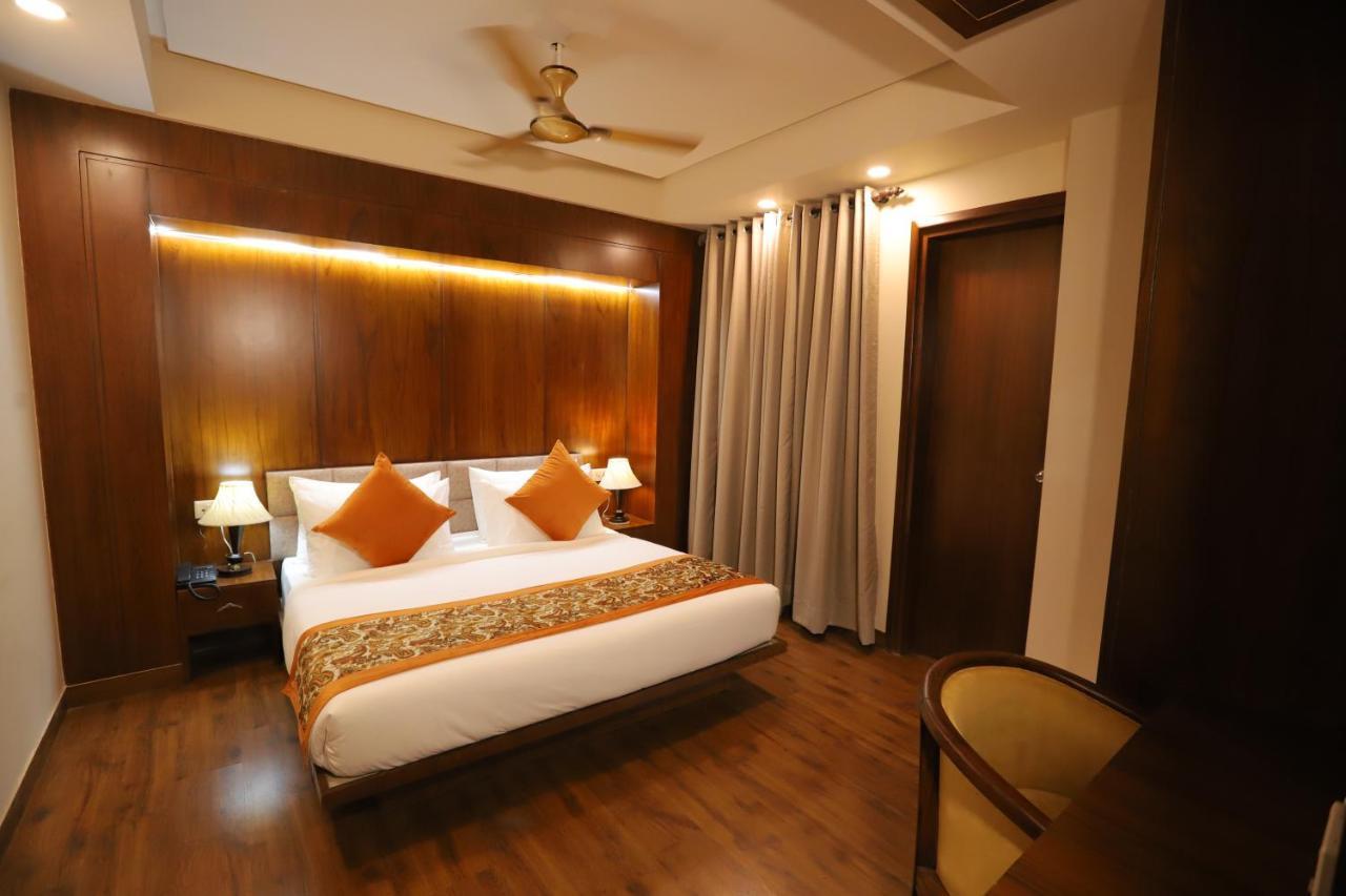 Ip Royal Hotel - นิวเดลี ภายนอก รูปภาพ