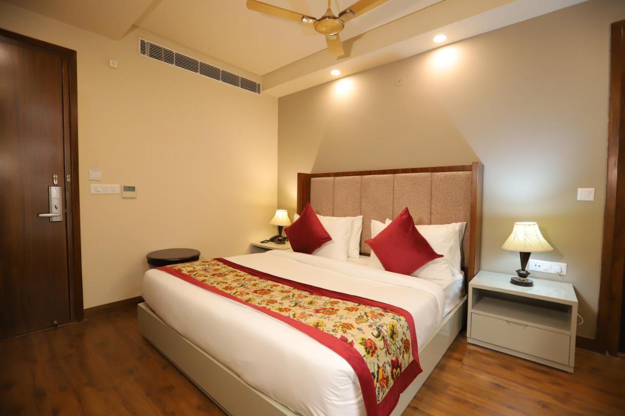 Ip Royal Hotel - นิวเดลี ภายนอก รูปภาพ