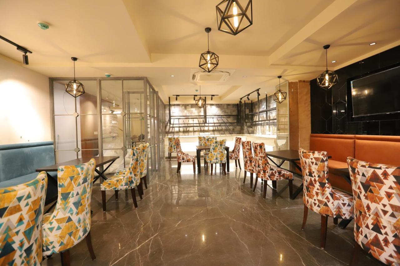 Ip Royal Hotel - นิวเดลี ภายนอก รูปภาพ