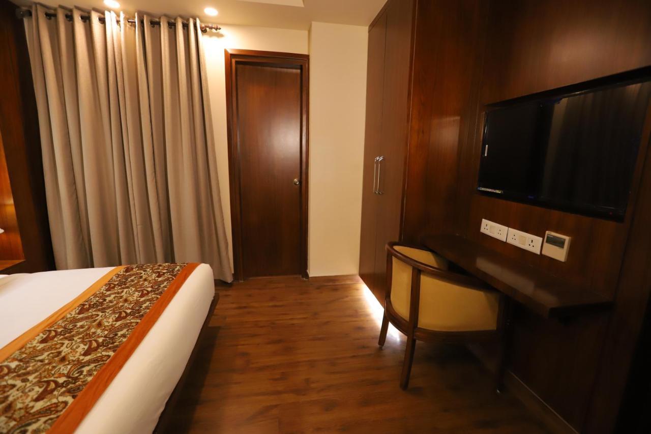 Ip Royal Hotel - นิวเดลี ภายนอก รูปภาพ