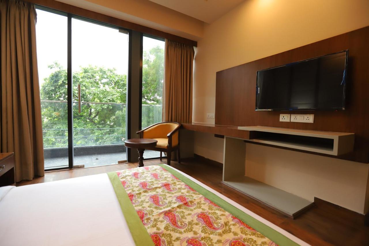 Ip Royal Hotel - นิวเดลี ภายนอก รูปภาพ